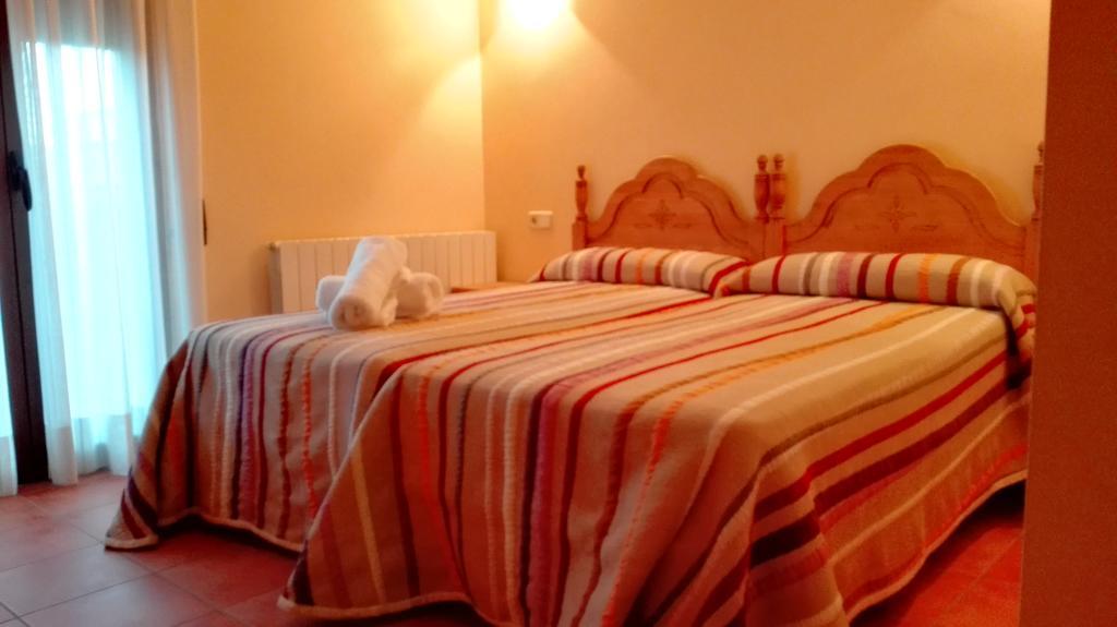 Hostal La Vega Peralejos Екстериор снимка