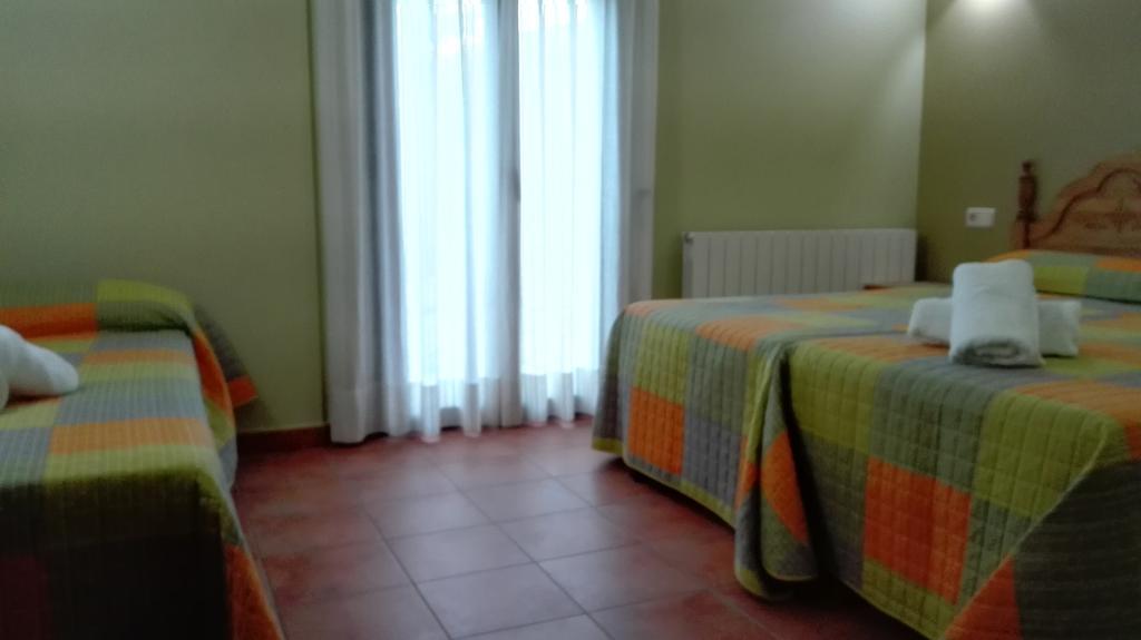Hostal La Vega Peralejos Екстериор снимка