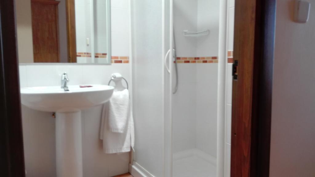 Hostal La Vega Peralejos Екстериор снимка