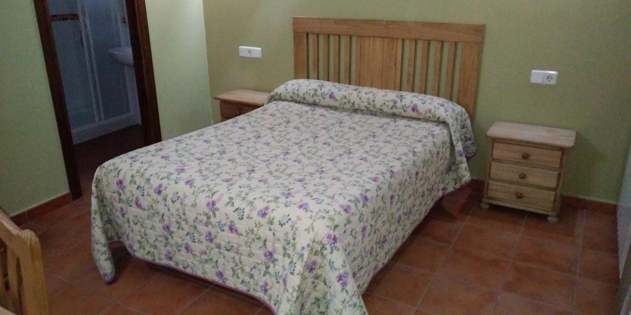 Hostal La Vega Peralejos Екстериор снимка